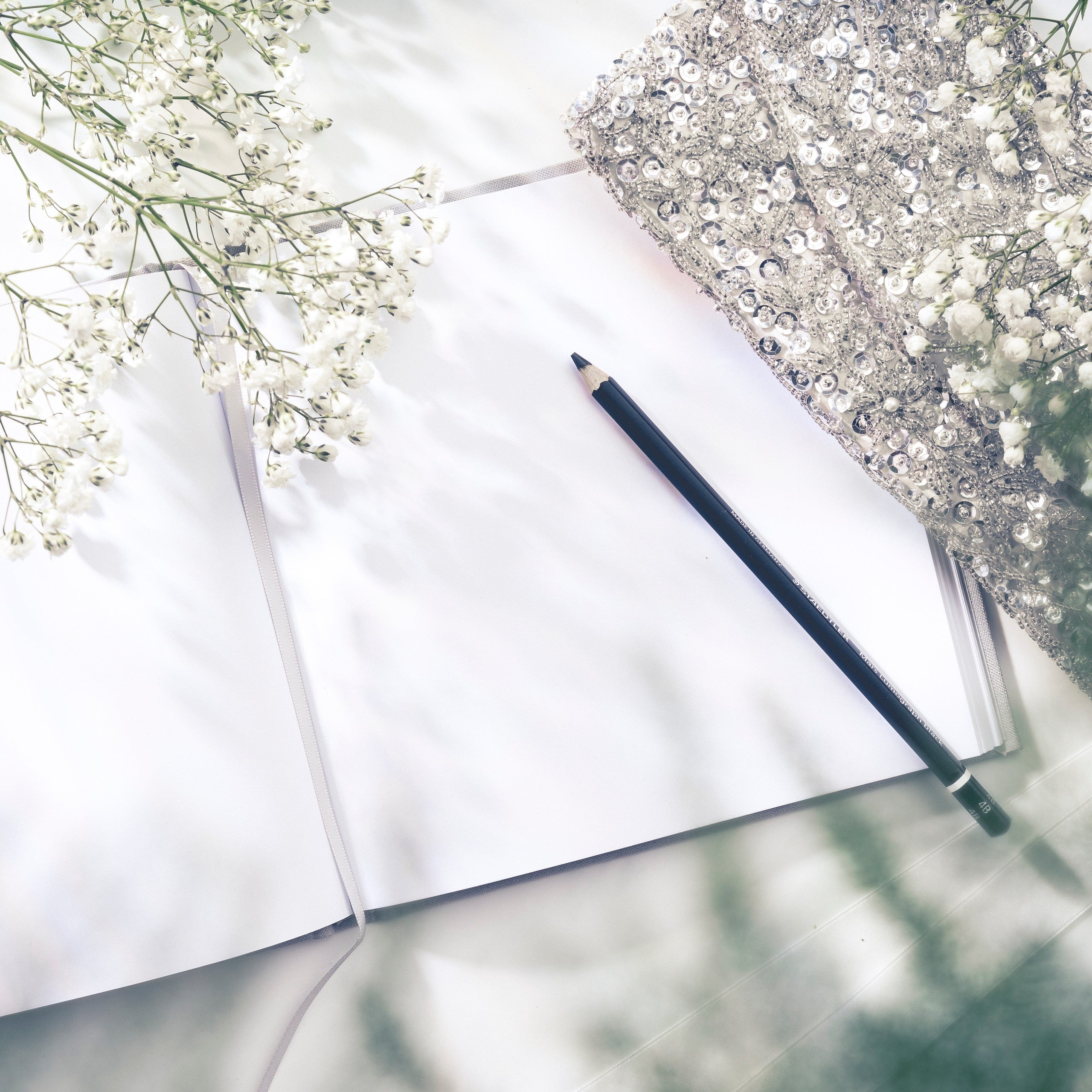 Guest book textile grey