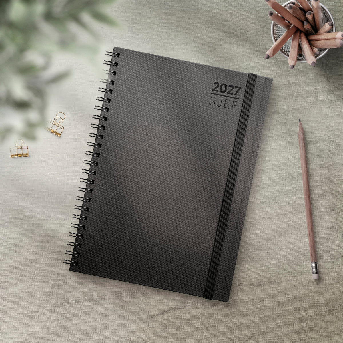 Kalender 2027 Sjef A5 spiral sort